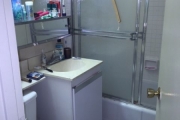 1027E Bathroom